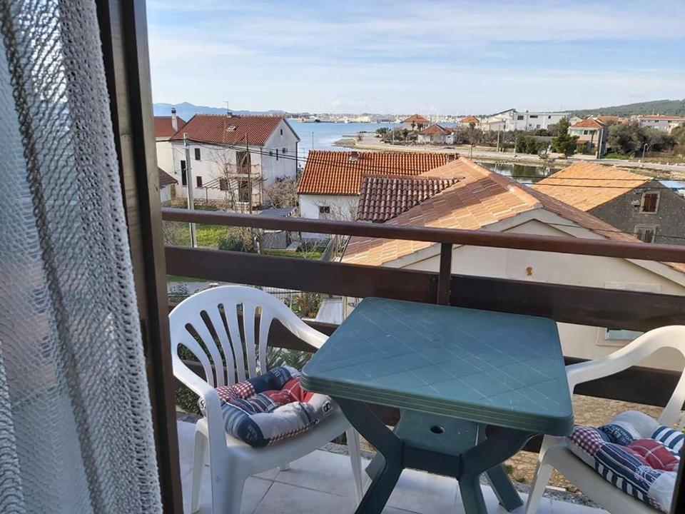 Apartmani Svitlana Sukošan Exteriör bild