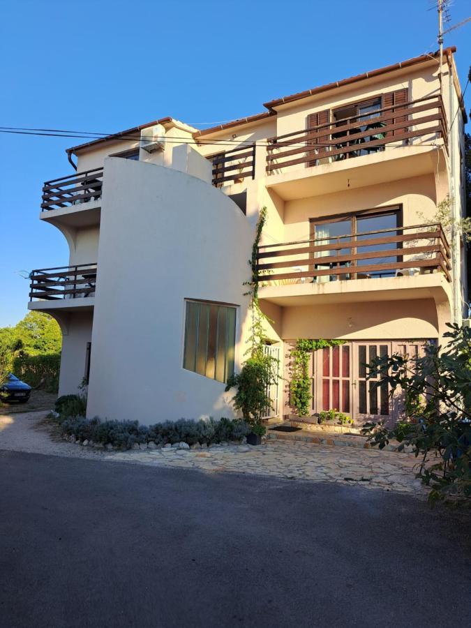 Apartmani Svitlana Sukošan Exteriör bild